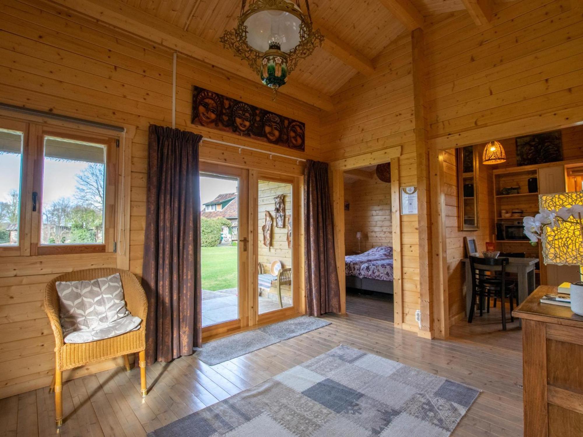 Onder De Oude Eik Holiday home *