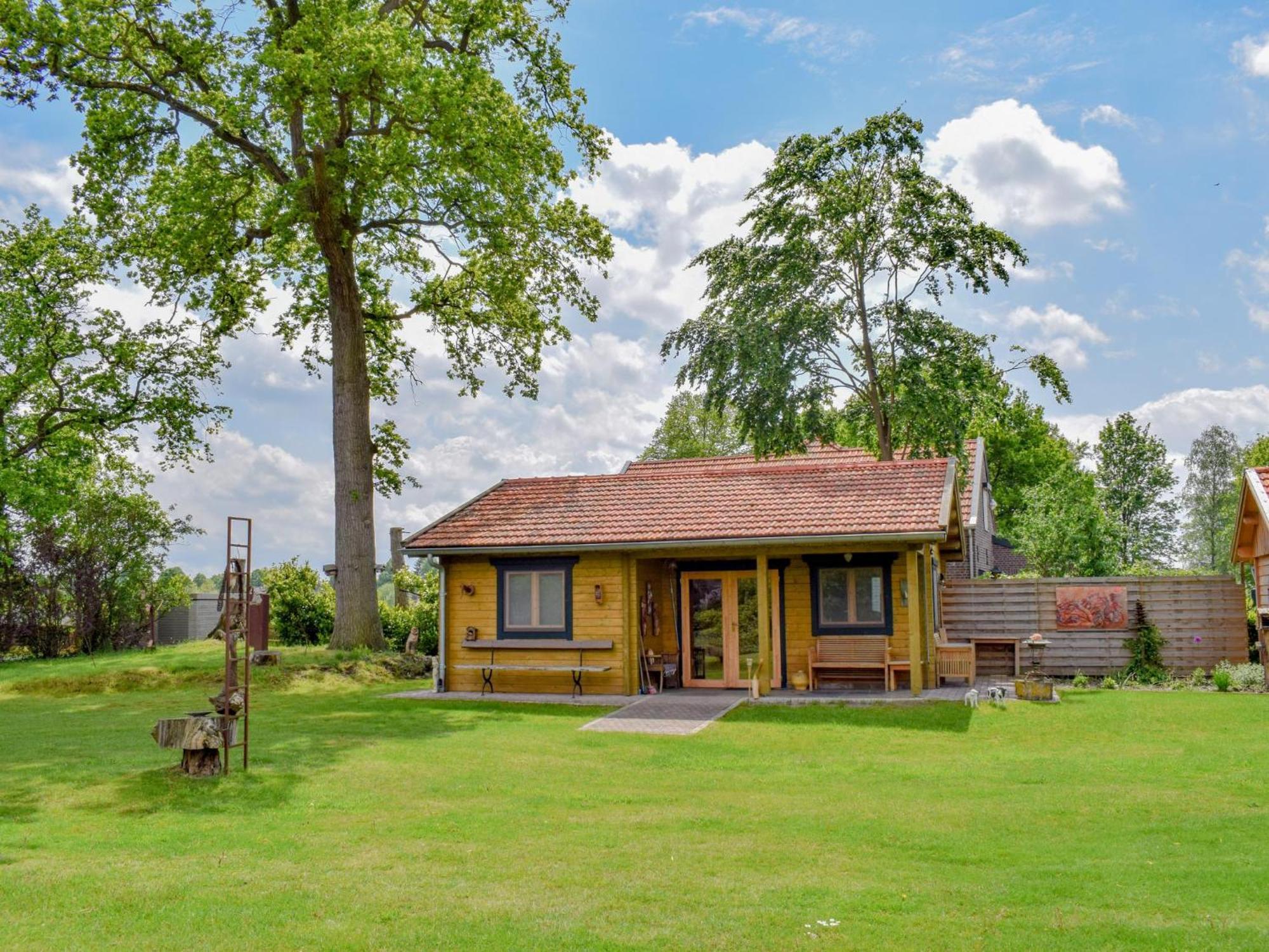 Onder De Oude Eik Holiday home